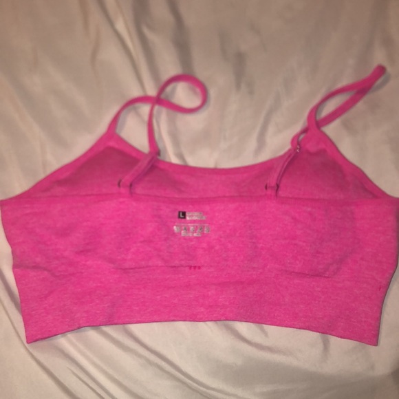 Nylon spandex pink sports bra - Picture 4 of 4